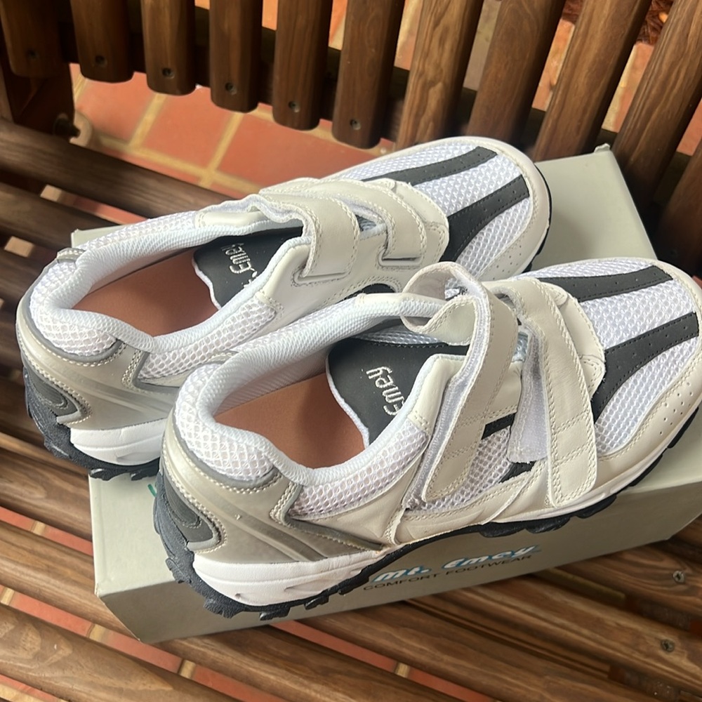 Mt Emey 9702-3V gray black and white support athletic shoes size 9 men's - Picture 2 of 8